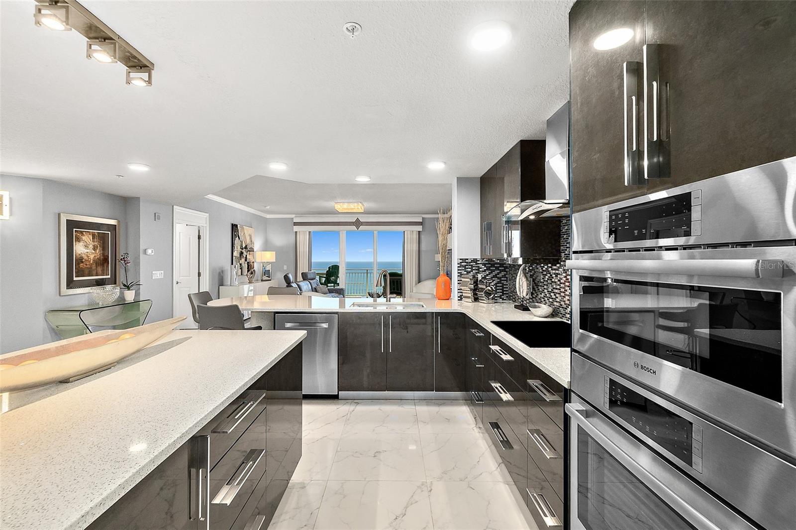 MEDITERRANEAN CONDO - Residential