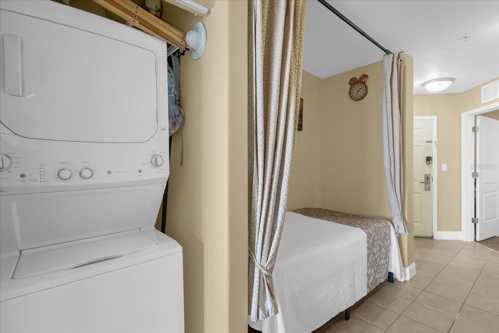 BLUE HERON BCH RESIDENCE TWR 02 CONDO - Residential