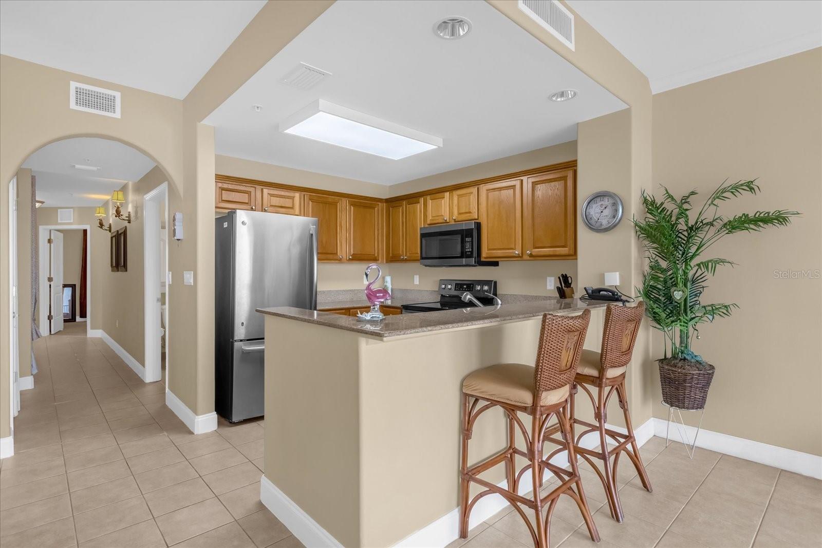 BLUE HERON BCH RESIDENCE TWR 02 CONDO - Residential