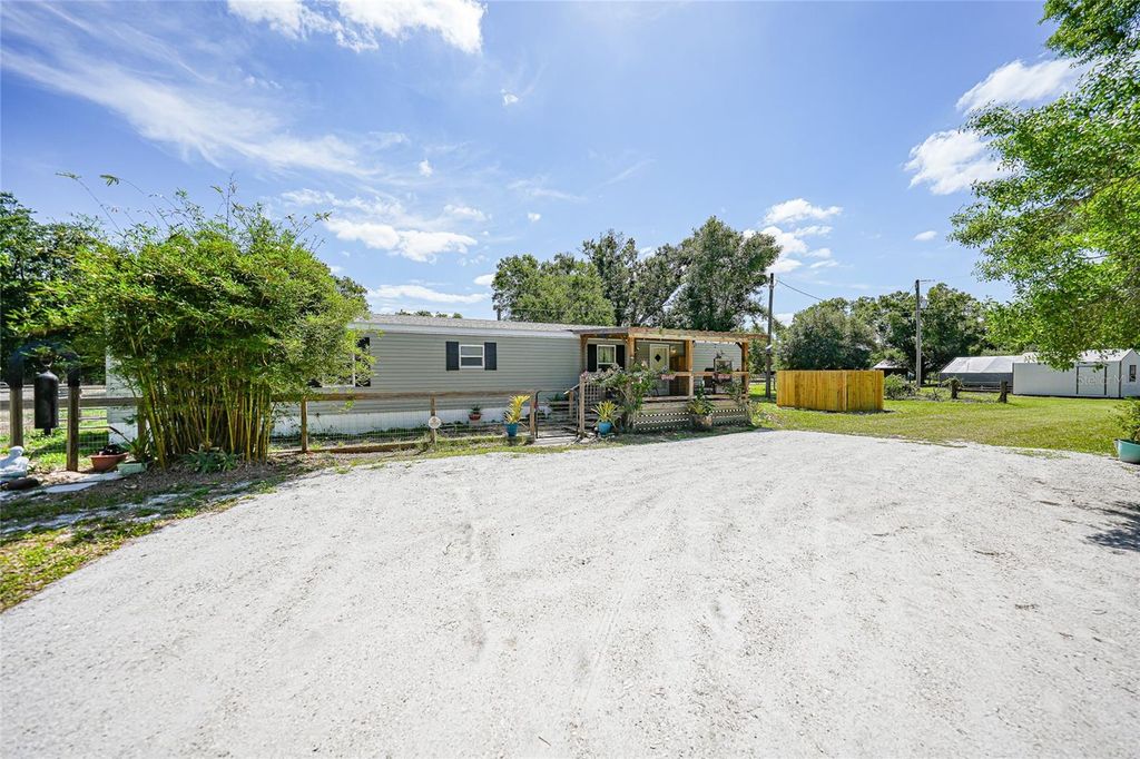 Photo of 2402 NW Pine Creek Avenue, Arcadia, FL 34266 (MLS # C7524190)