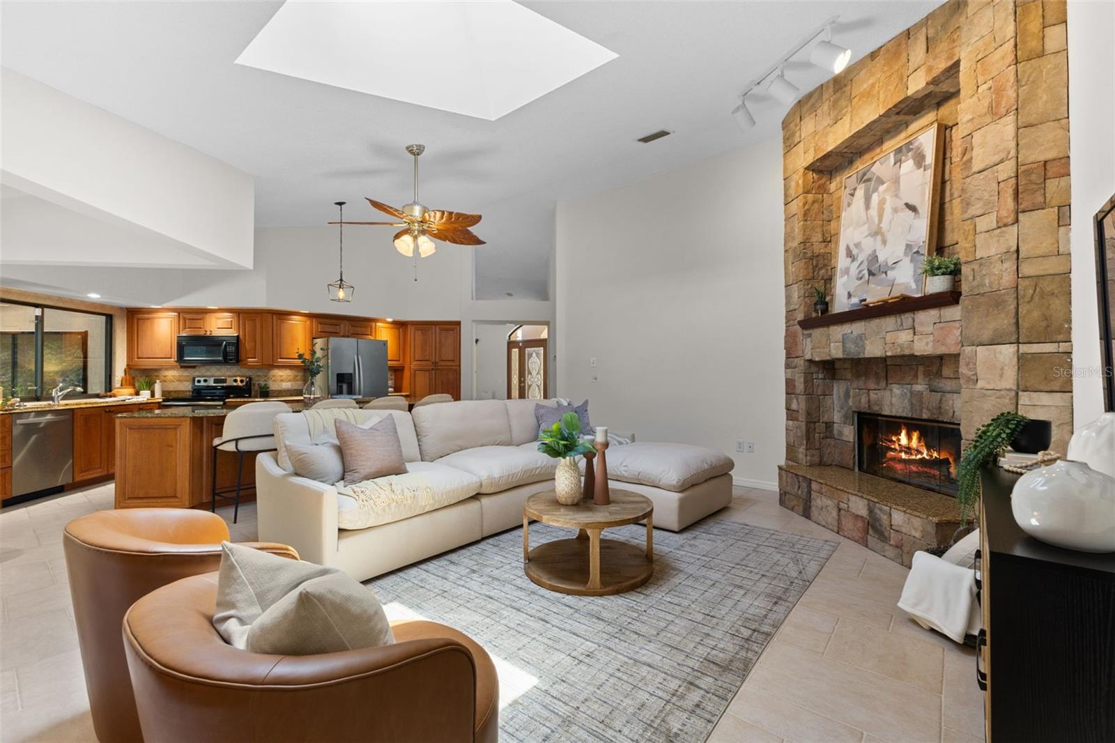 3275 COBBS DRIVE