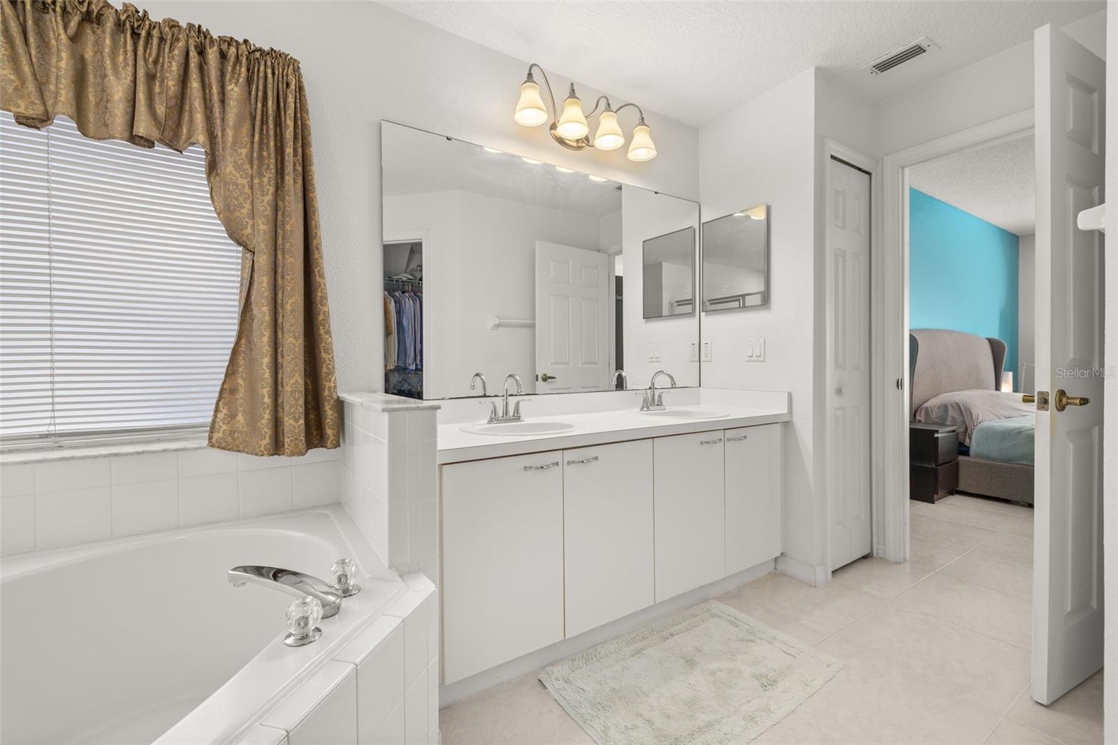 HUNTERS CREEK TR 535 - Residential