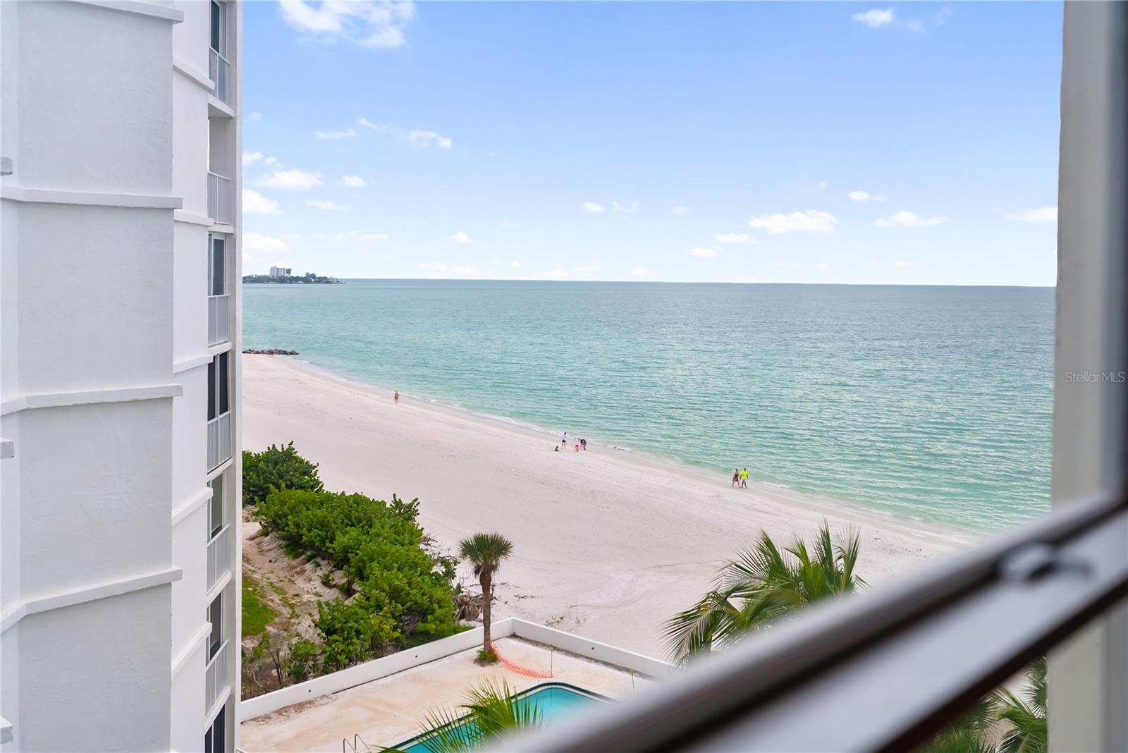 KEY TOWER SOUTH - Residential Lease