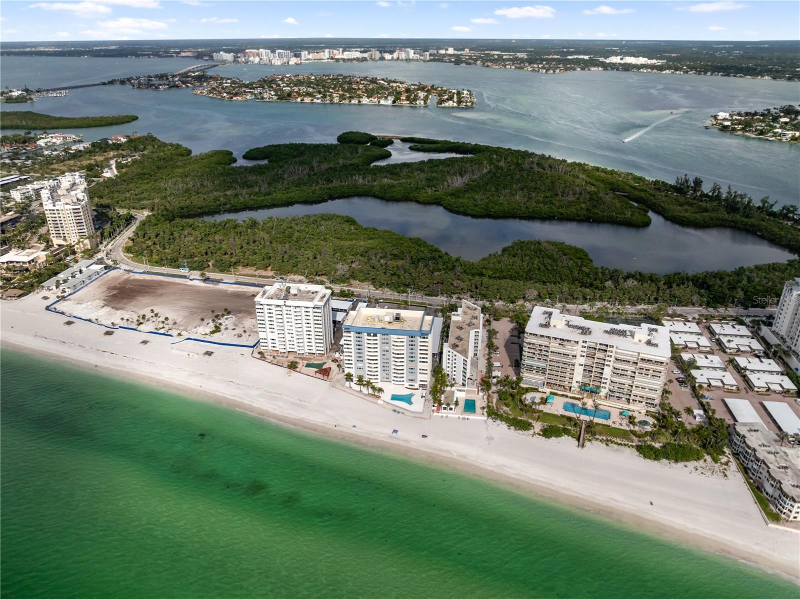 KEY TOWER SOUTH - Residential Lease