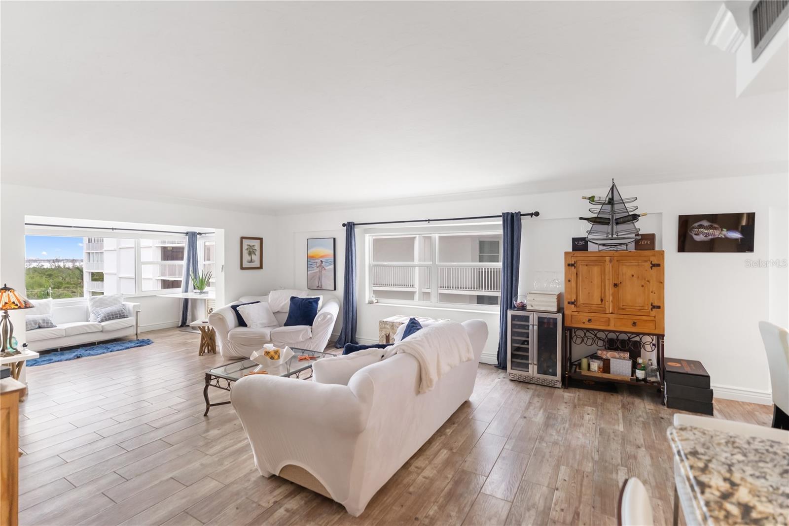 KEY TOWER SOUTH - Residential Lease