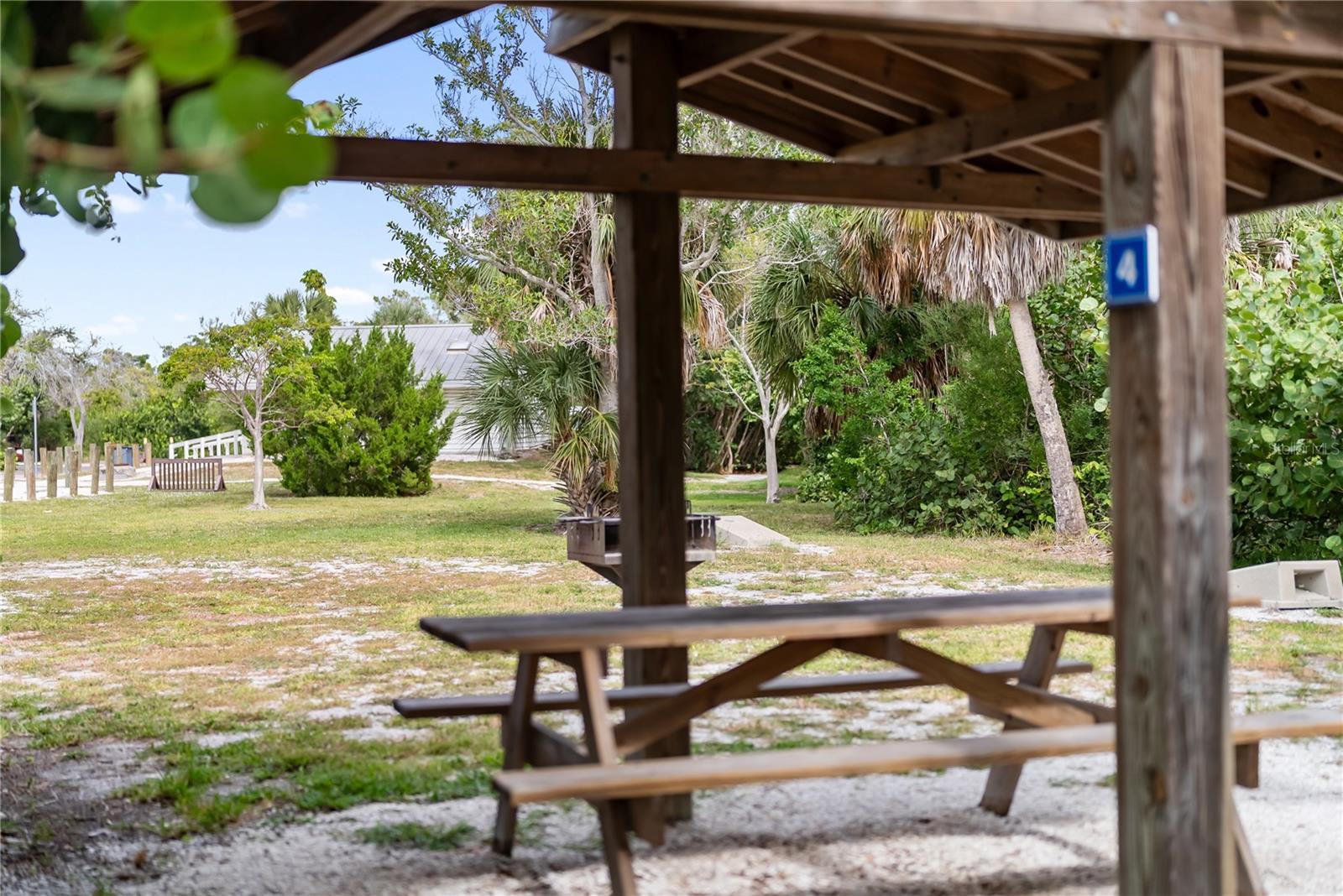 KEY TOWER SOUTH - Residential Lease