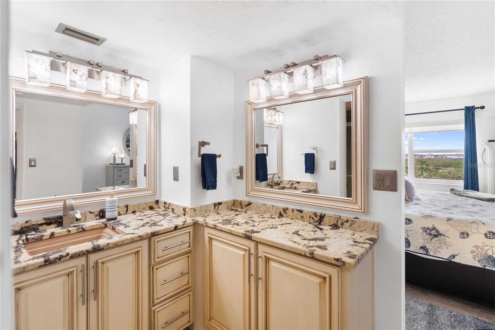 KEY TOWER SOUTH - Residential Lease