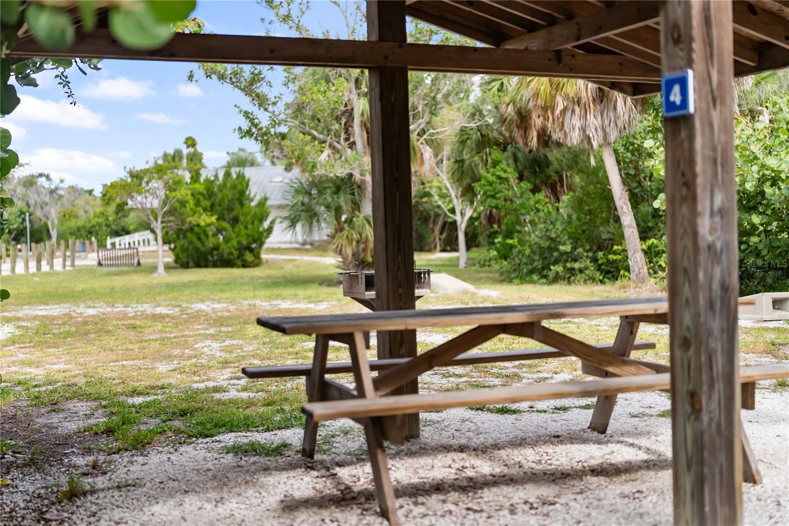 KEY TOWER SOUTH - Residential Lease