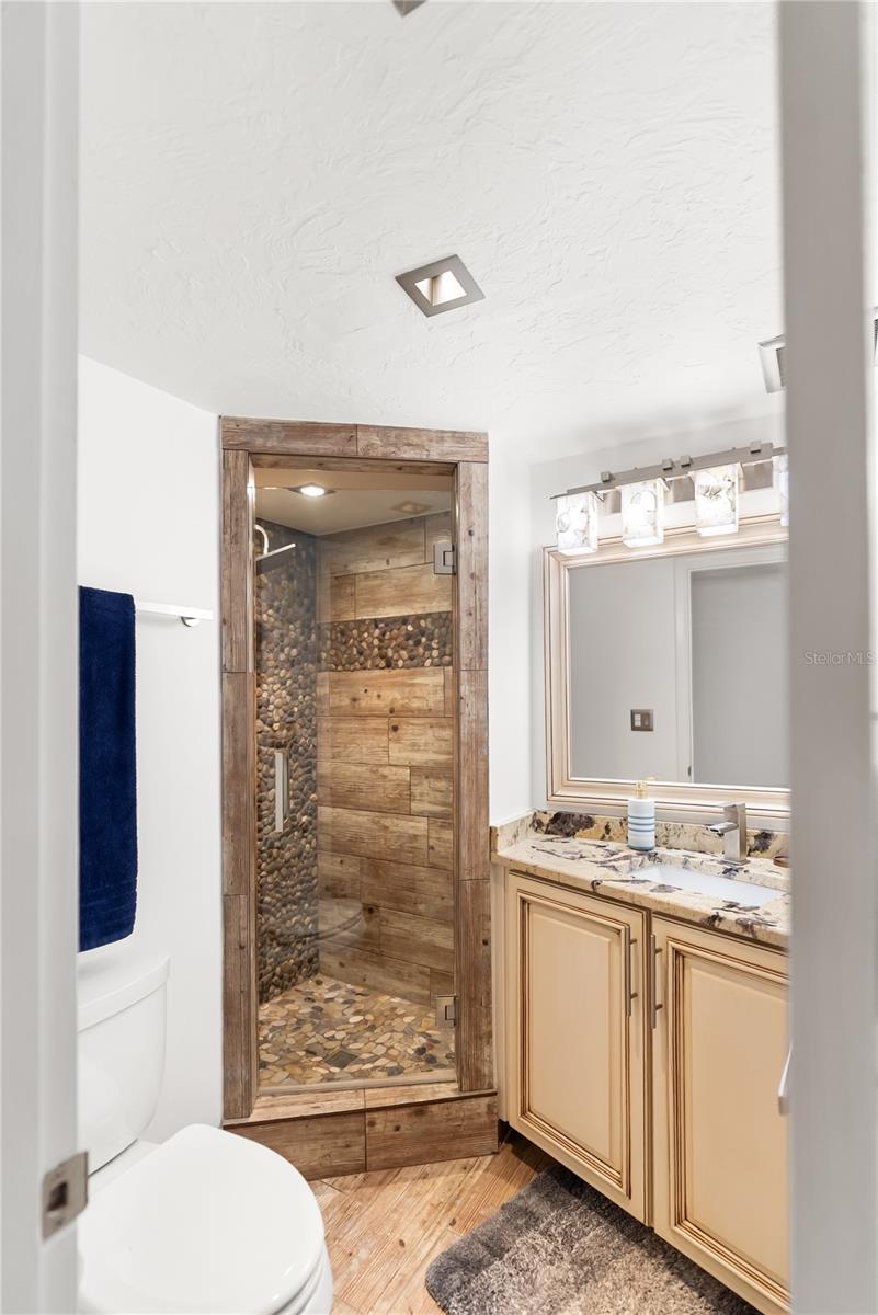 KEY TOWER SOUTH - Residential Lease