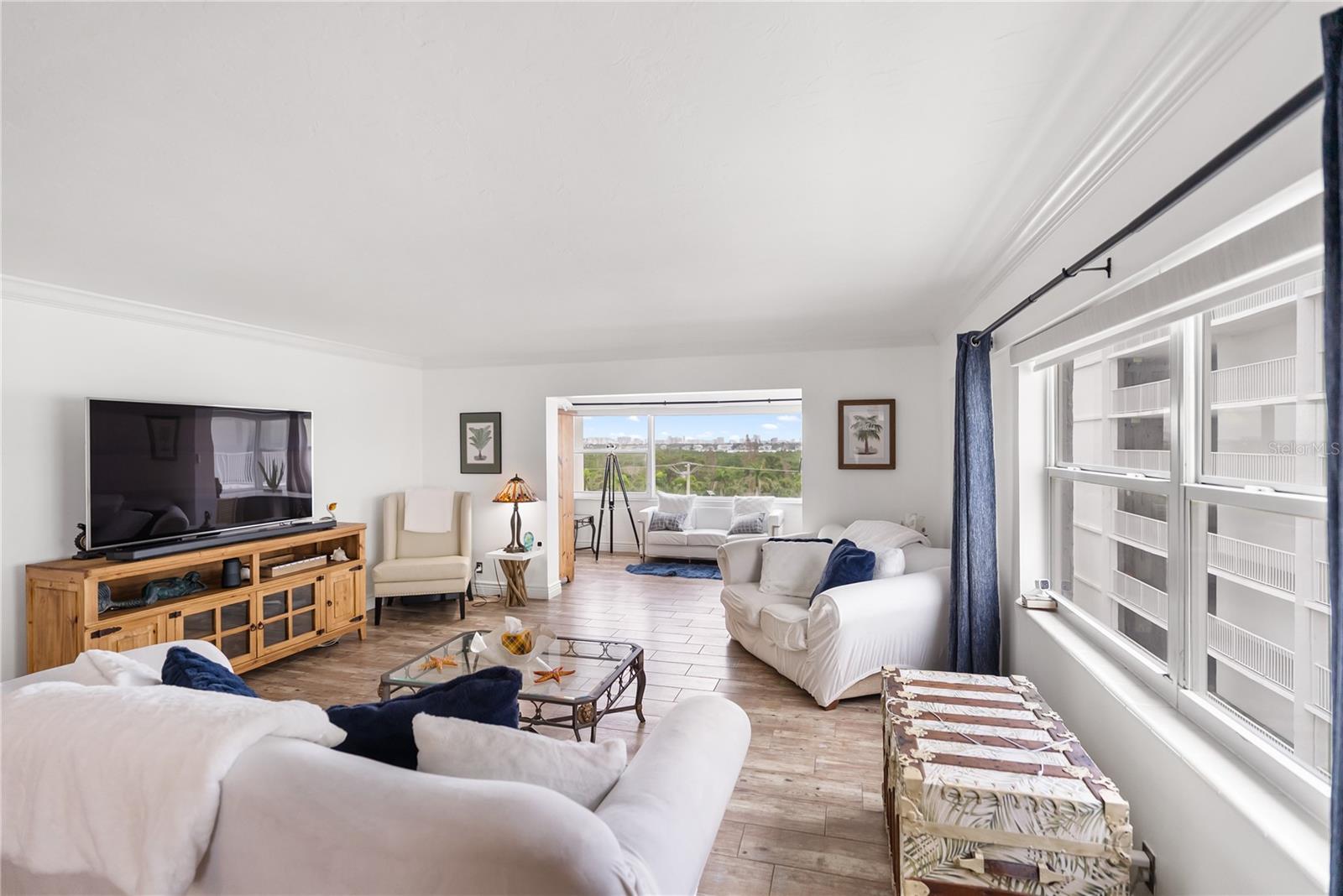 KEY TOWER SOUTH - Residential Lease