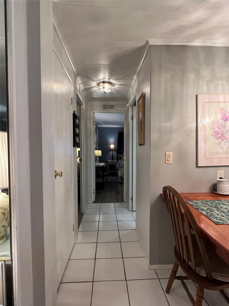 FLORAL LAKES - Residential