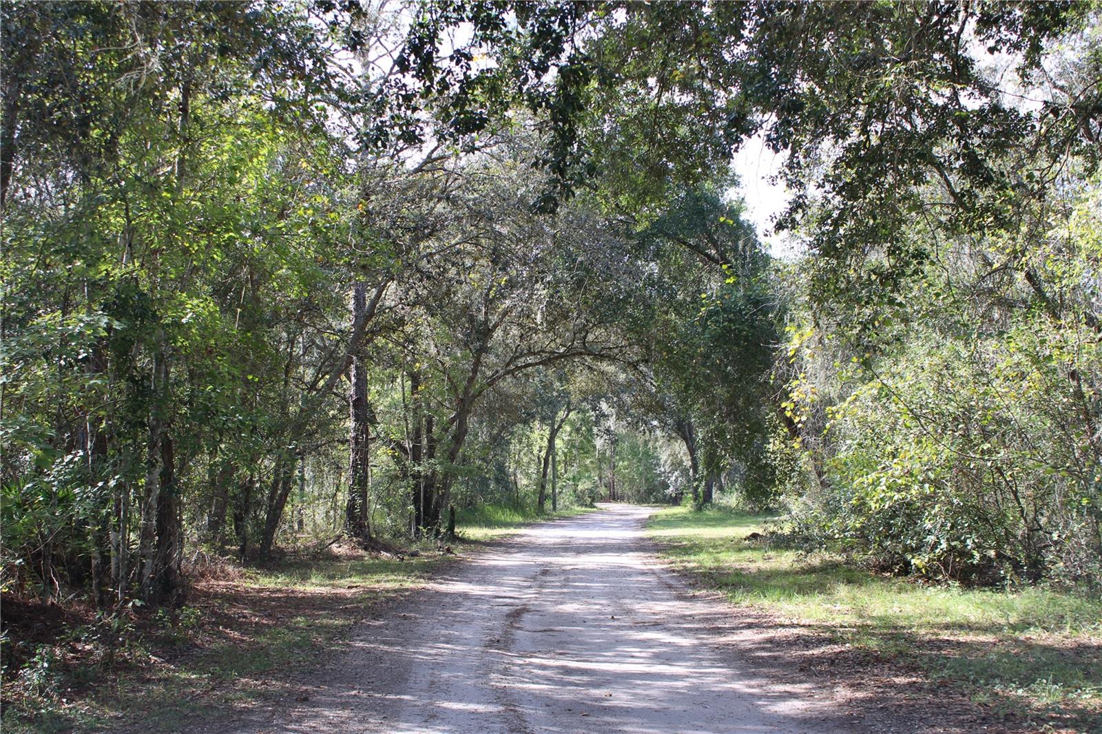 GROVELAND FARMS - Land