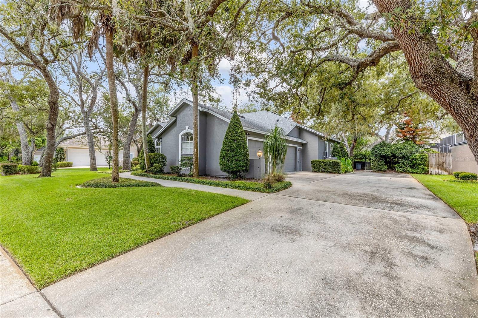 1669 EAGLE NEST CIRCLE