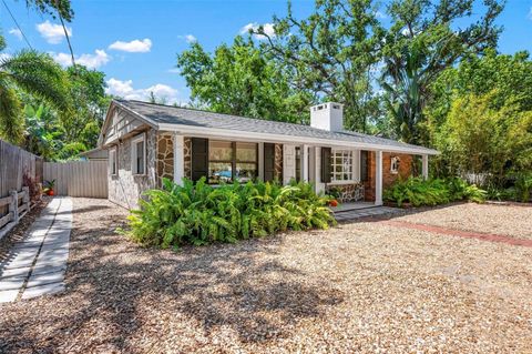 Photo of 528 45th Street, Sarasota, FL 34234 (MLS # A4648996)