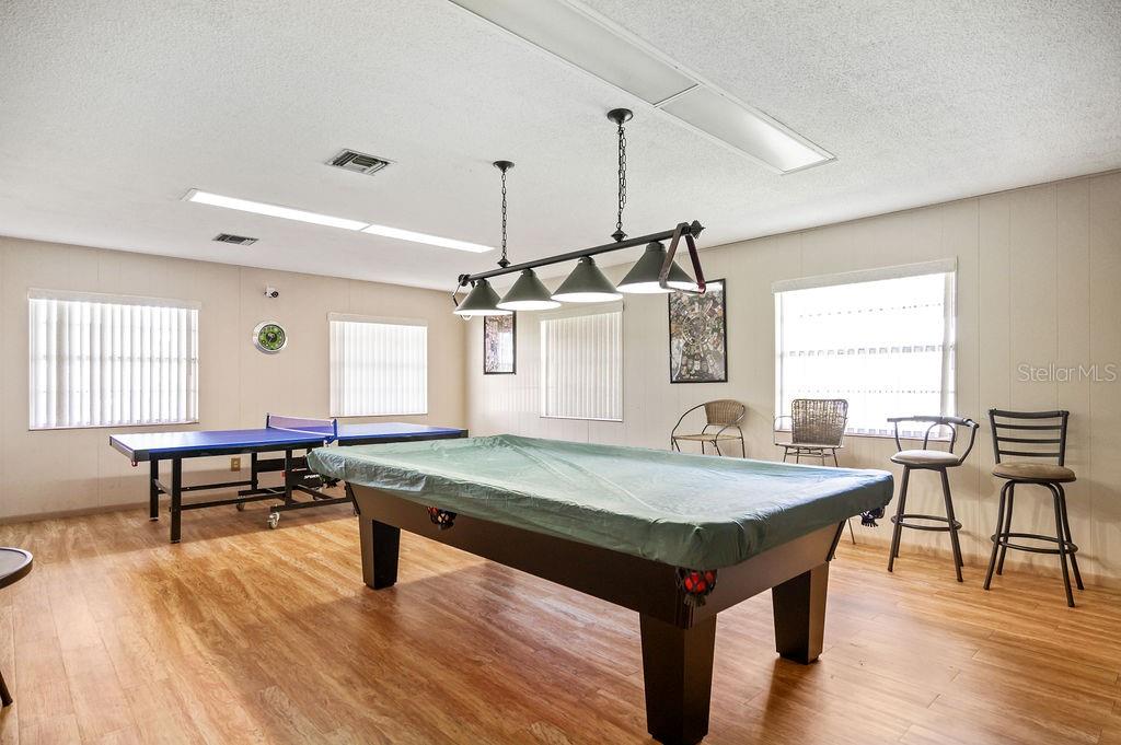 CAPE SHORES APT BLDG 9 - Residential