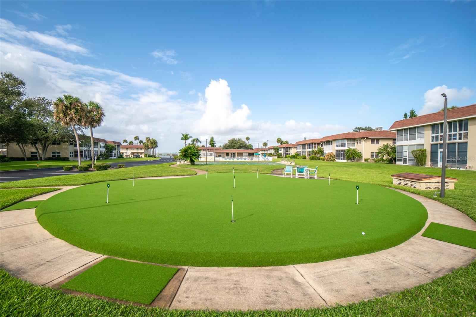 CAPE SHORES APT BLDG 9 - Residential