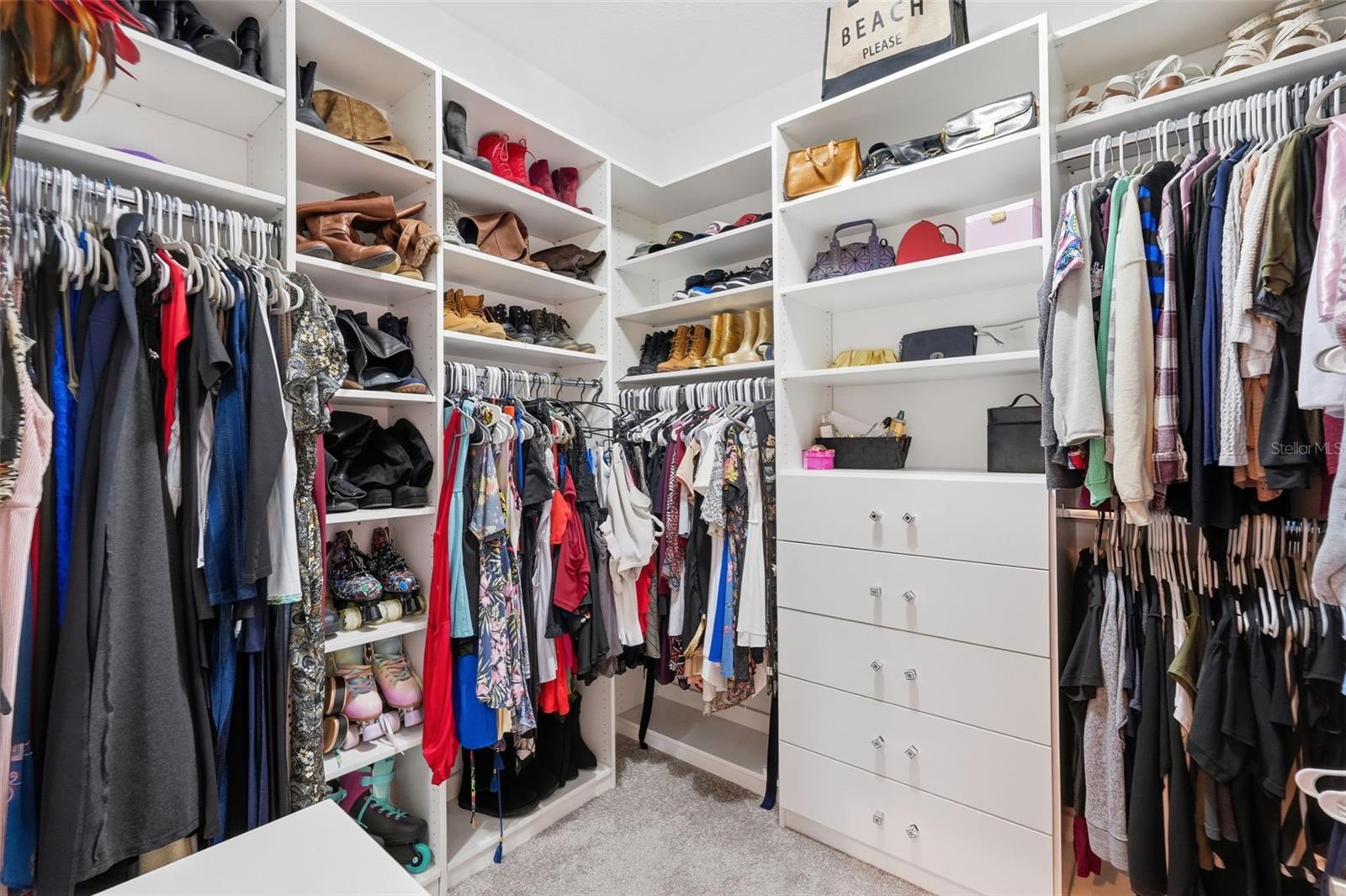 VENTANA GRVS PH I - Residential