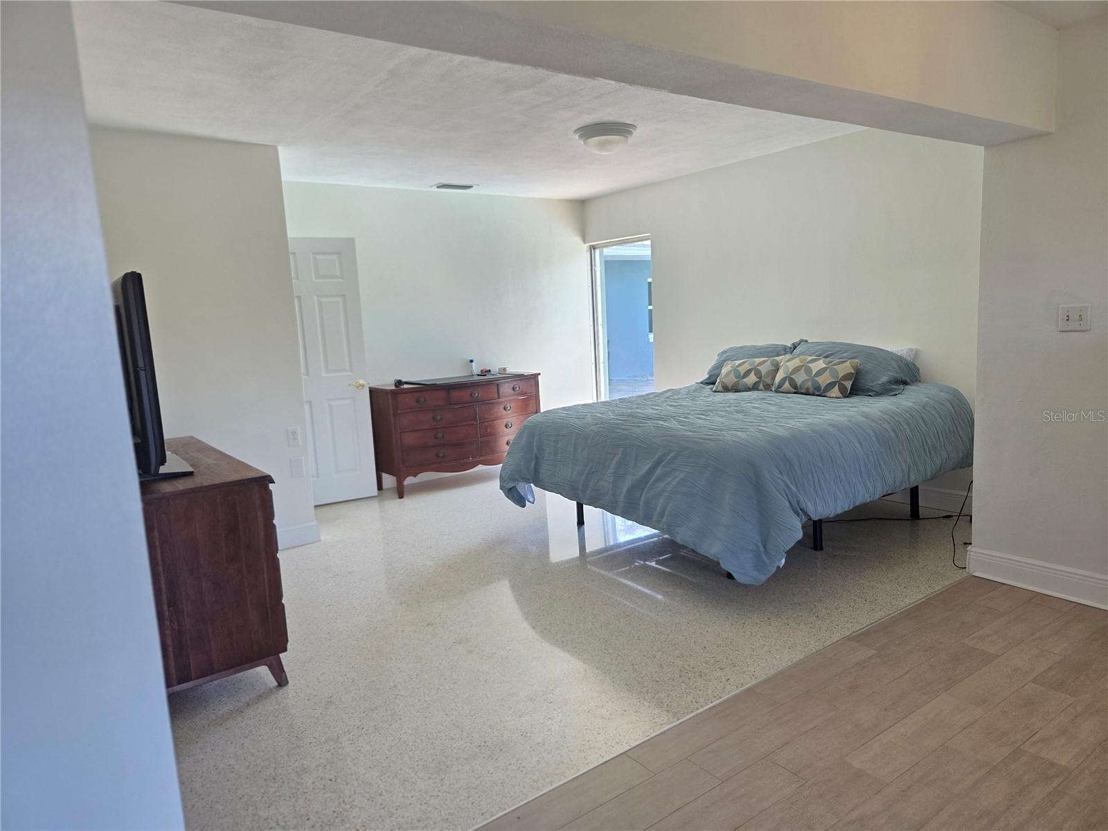 LEISURE ACRES - Residential