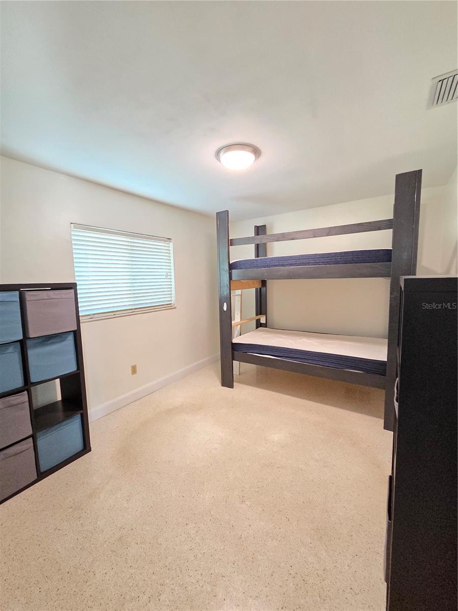 LEISURE ACRES - Residential