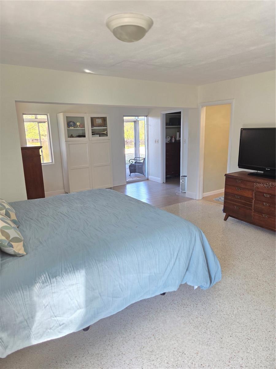 LEISURE ACRES - Residential