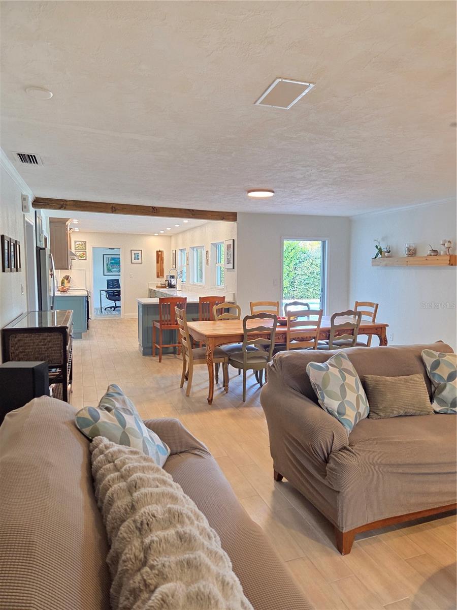 LEISURE ACRES - Residential