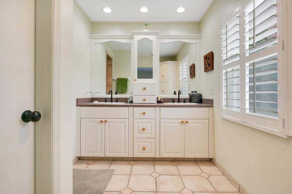 CONWAY GARDENS - Residential