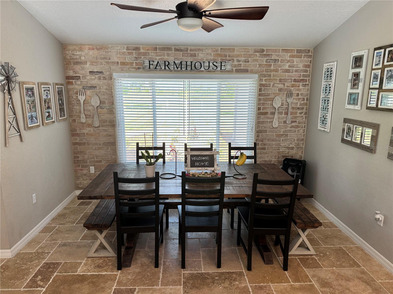 EAST LAKE SHORES - Residential