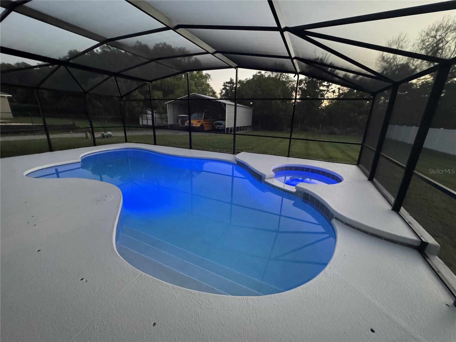 EAST LAKE SHORES - Residential