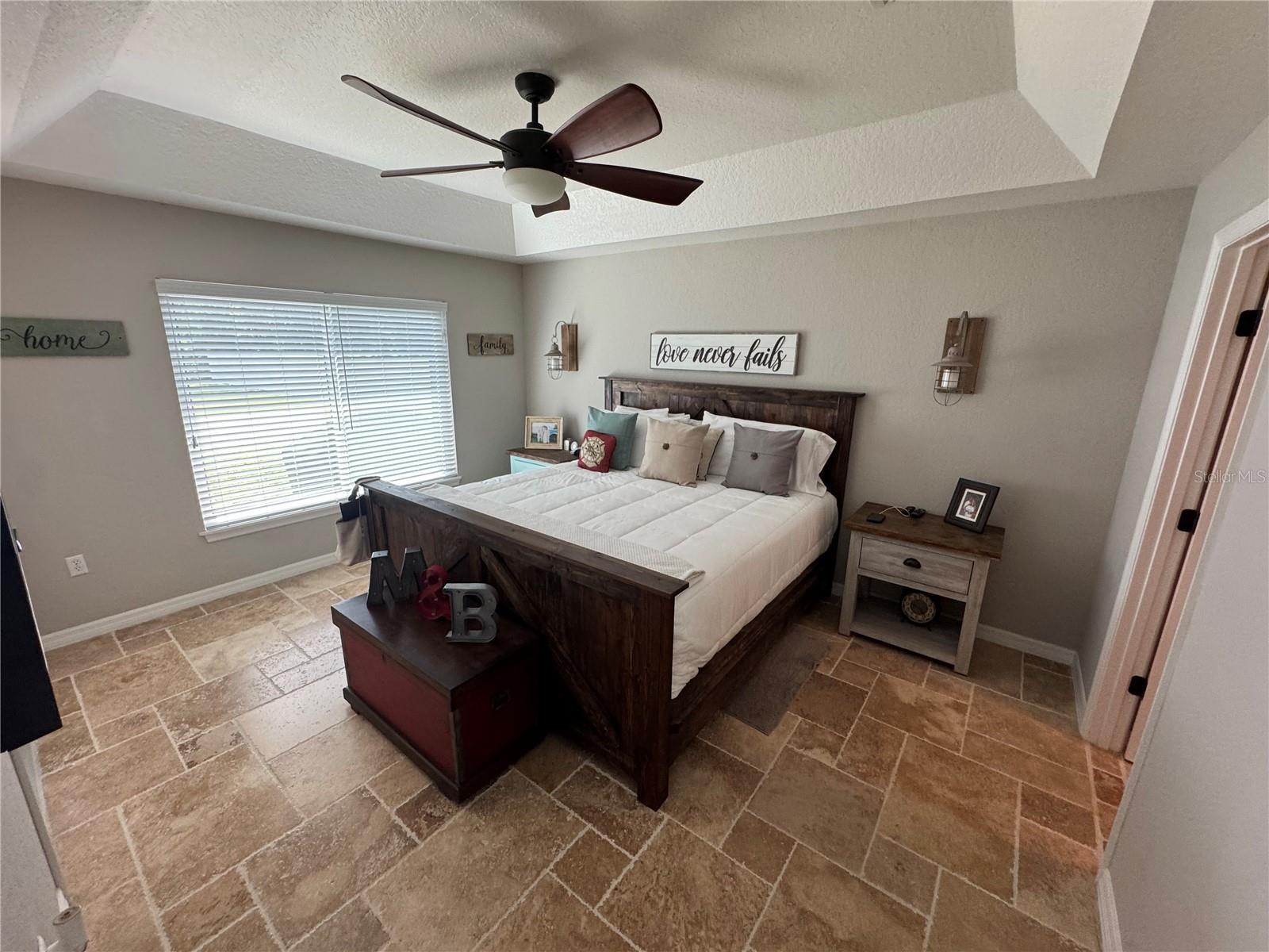 EAST LAKE SHORES - Residential