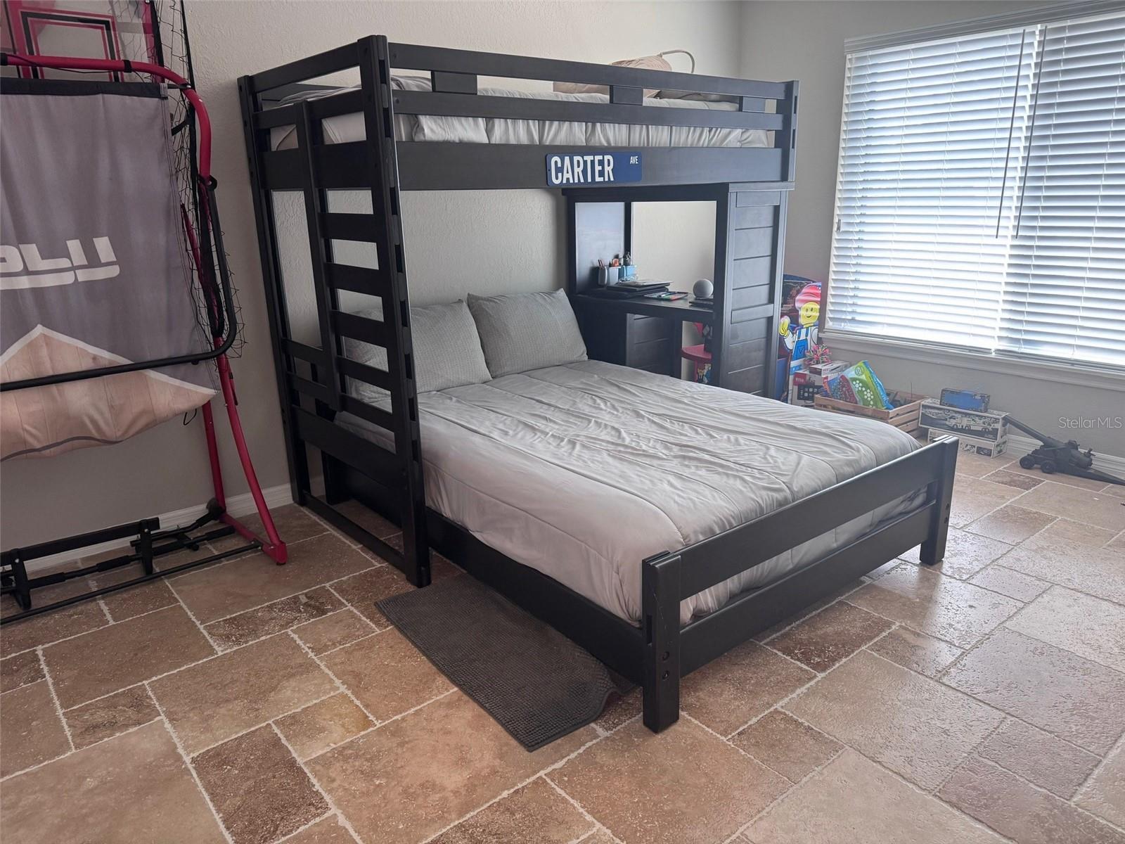 EAST LAKE SHORES - Residential