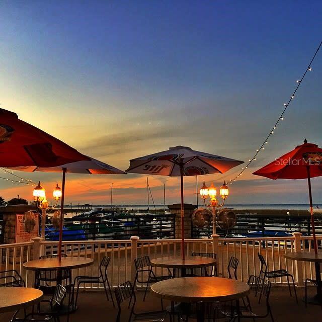 EAST LAKE SHORES - Residential