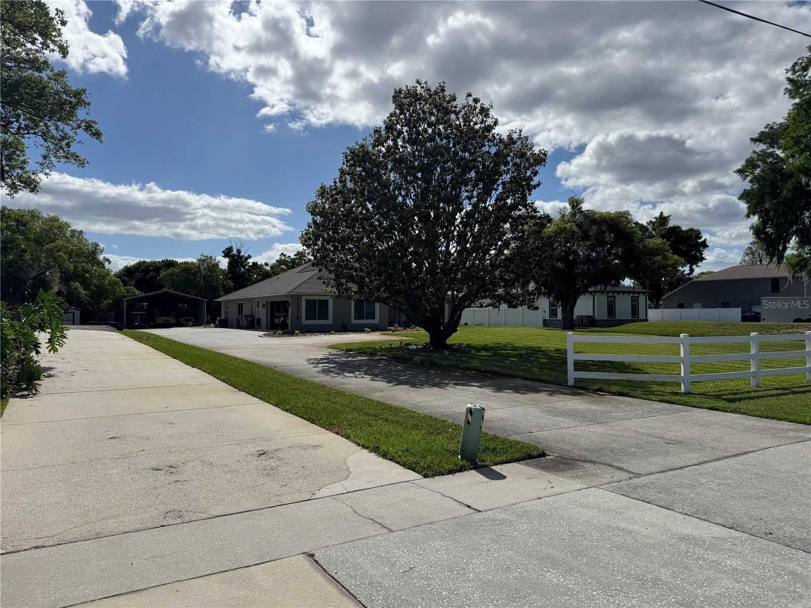 EAST LAKE SHORES - Residential