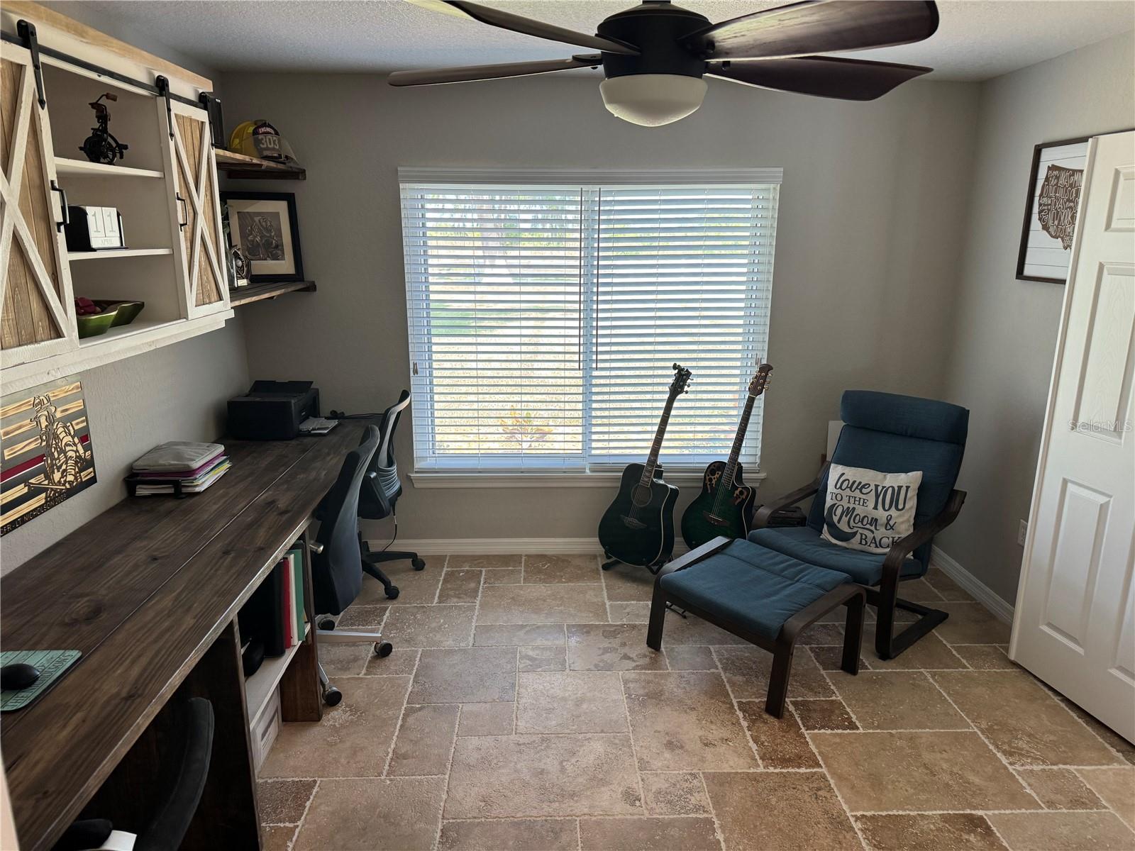 EAST LAKE SHORES - Residential