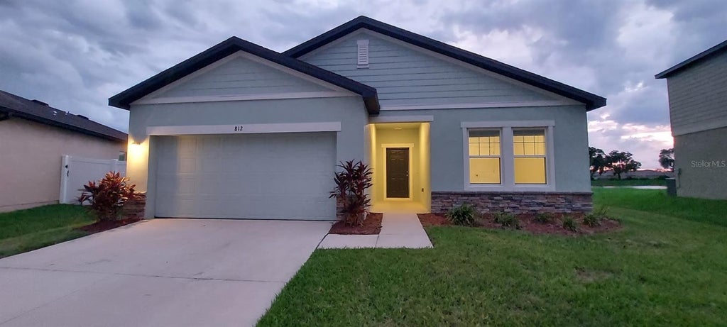 Photo of 812 Kings Pine Court, Ruskin, FL 33570 (MLS # TB8532639)