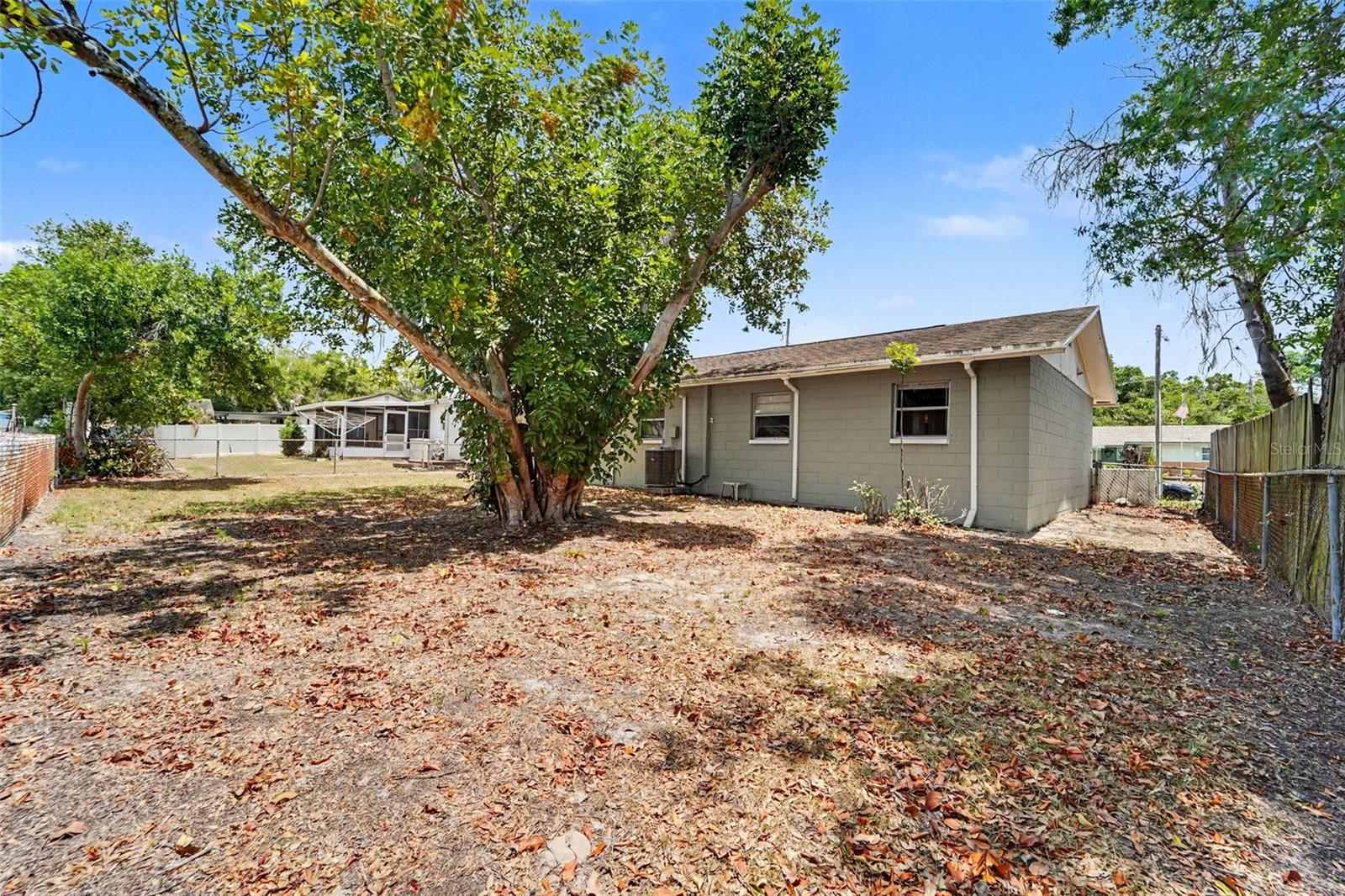 TEMPLE PARK UNIT 8 - Residential
