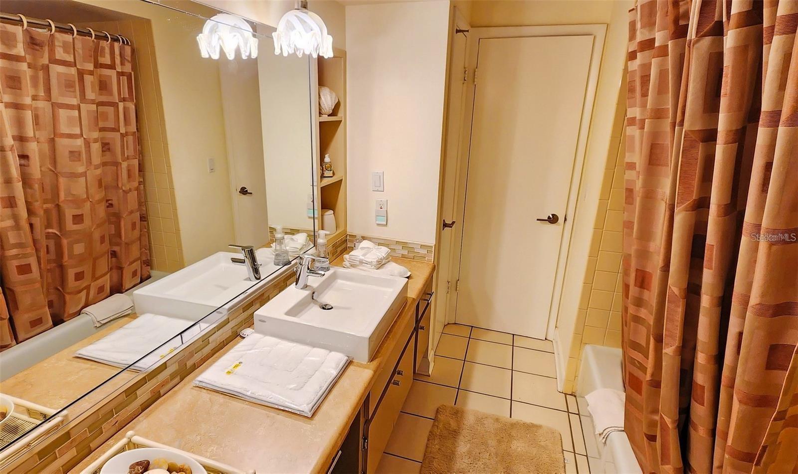 BALLENTINE MANOR ESTATES - Residential Lease