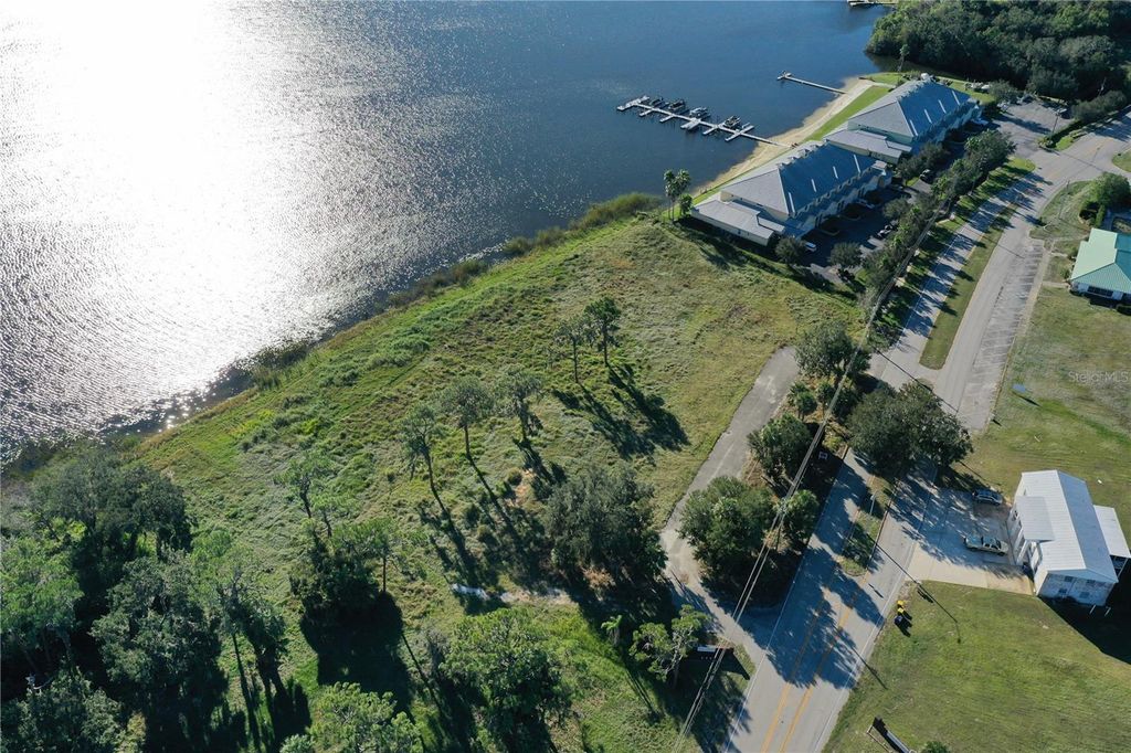 Photo of 1040 Lake June Road, Lake Placid, FL 33852 (MLS # L4949073)