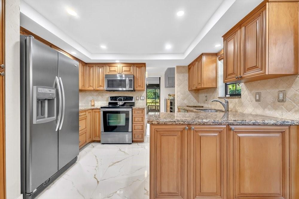 LA MIRADA AT BOCA POINTE CONDO - Residential