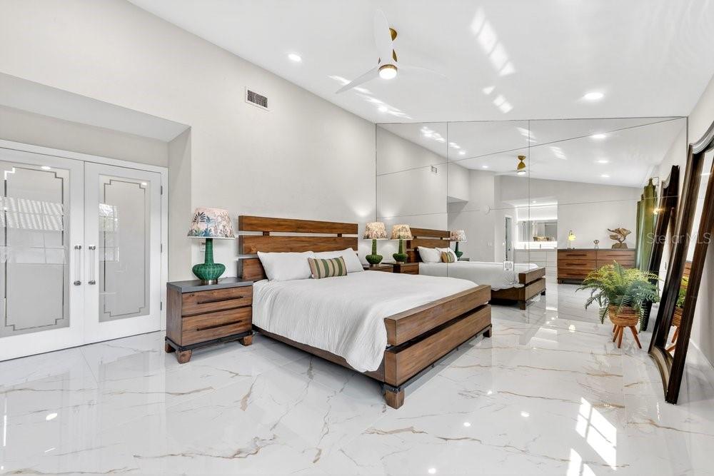 LA MIRADA AT BOCA POINTE CONDO - Residential