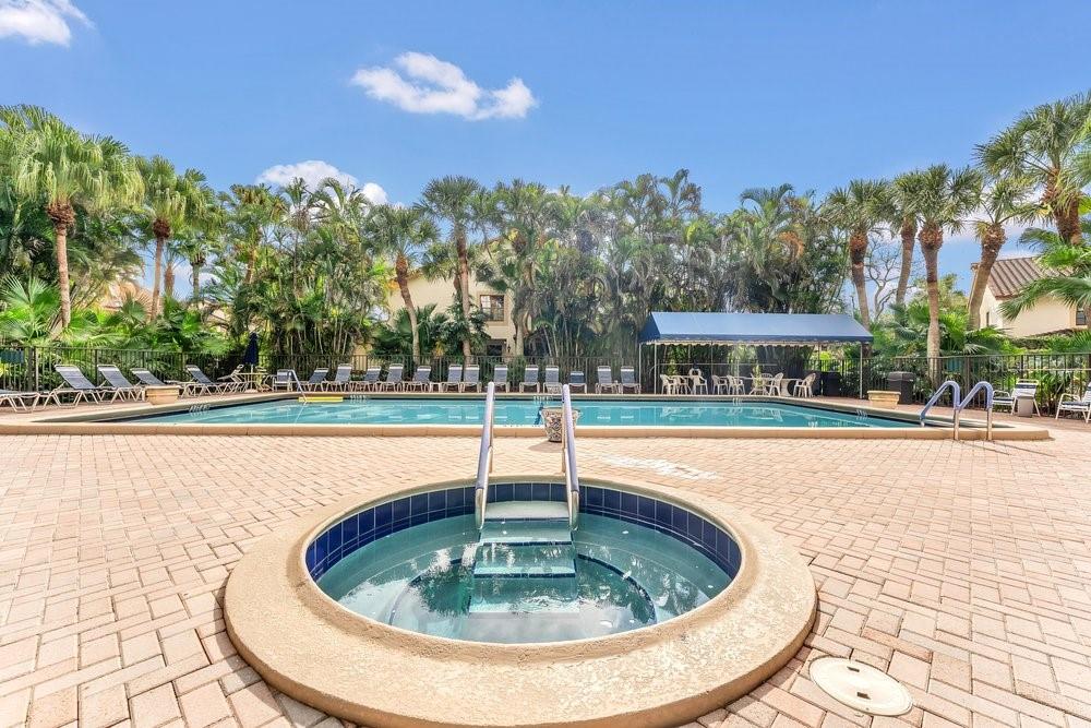 LA MIRADA AT BOCA POINTE CONDO - Residential