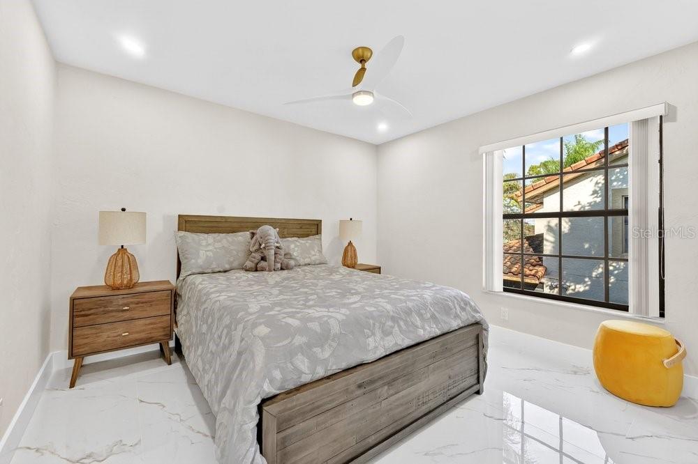 LA MIRADA AT BOCA POINTE CONDO - Residential