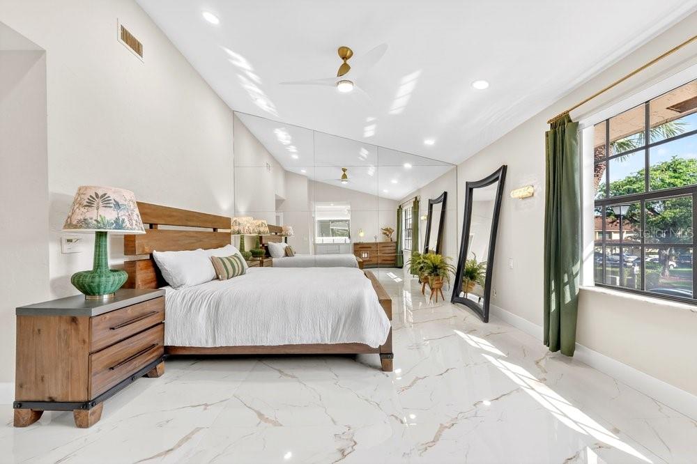 LA MIRADA AT BOCA POINTE CONDO - Residential