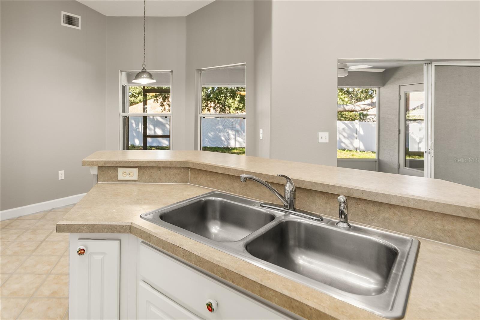 EUSTIS GRAND ISLAND HEIGHTS SUB - Residential