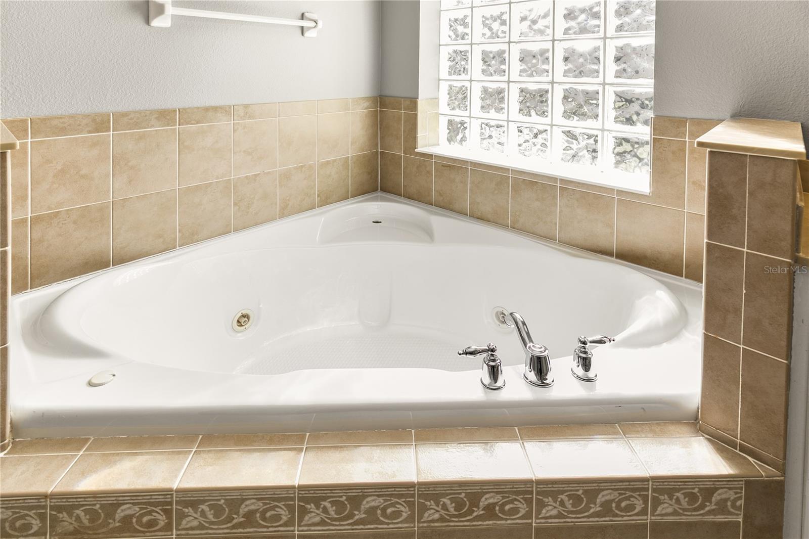 EUSTIS GRAND ISLAND HEIGHTS SUB - Residential