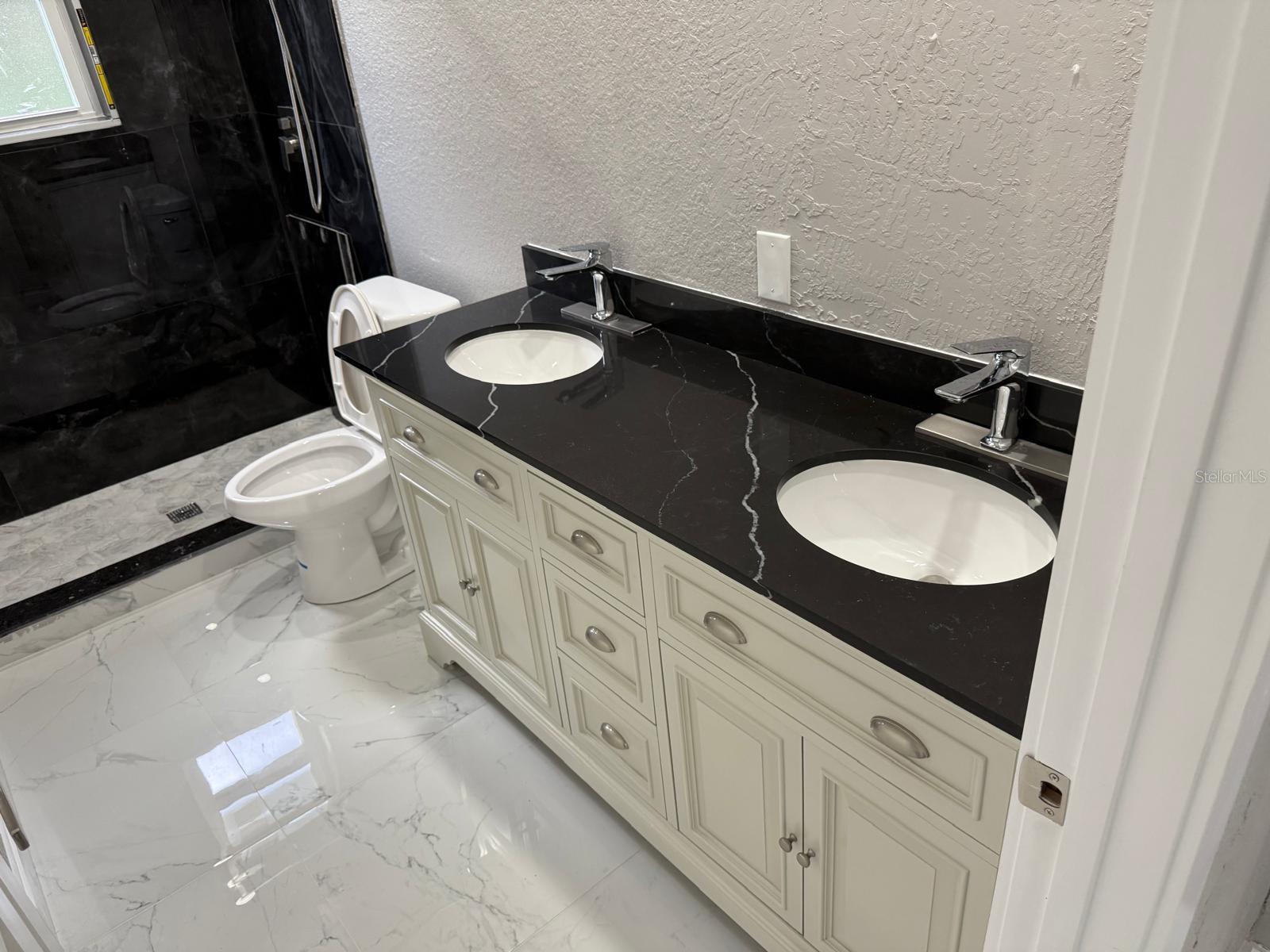 MASCOTTE STIEFEL SUB - Residential