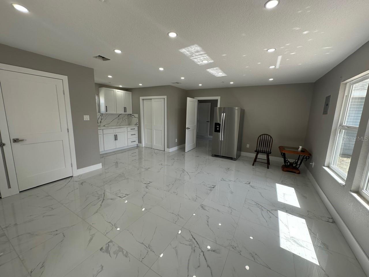 MASCOTTE STIEFEL SUB - Residential