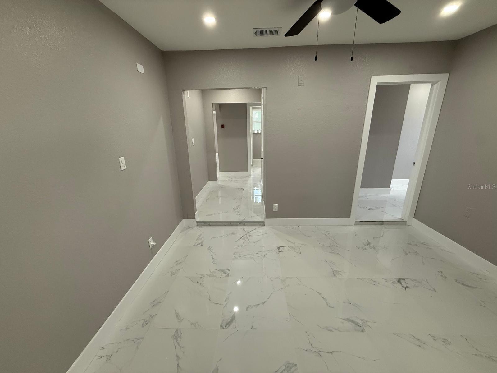 MASCOTTE STIEFEL SUB - Residential