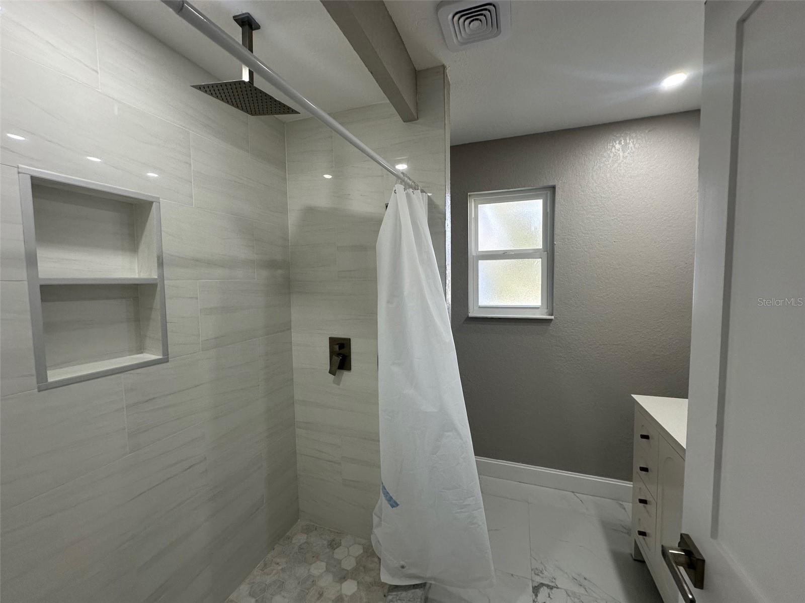 MASCOTTE STIEFEL SUB - Residential