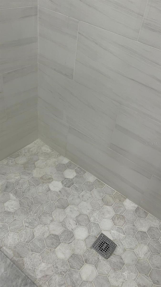 MASCOTTE STIEFEL SUB - Residential