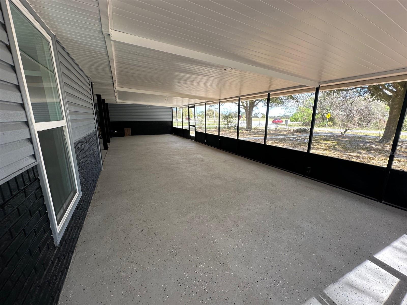 MASCOTTE STIEFEL SUB - Residential